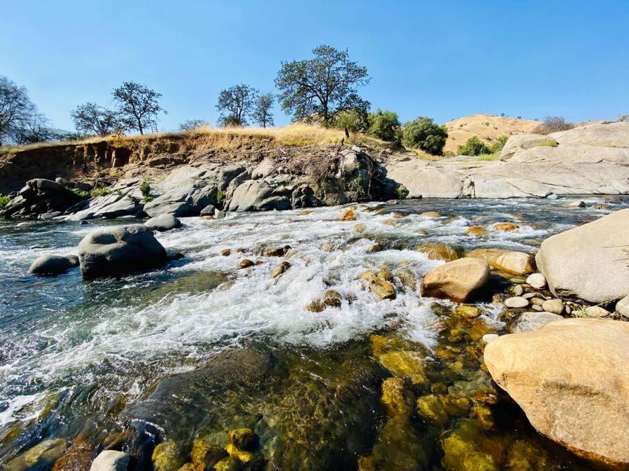 Sequoia Cabin By The River Three Rivers Exterior photo